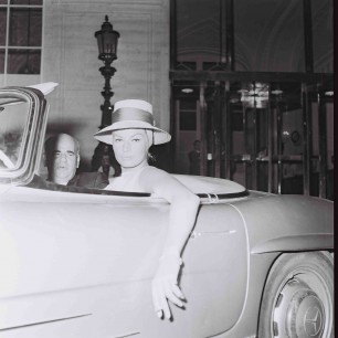 Marcello Geppetti, Anita Ekberg driving a Mercedes, Rome, May 1962