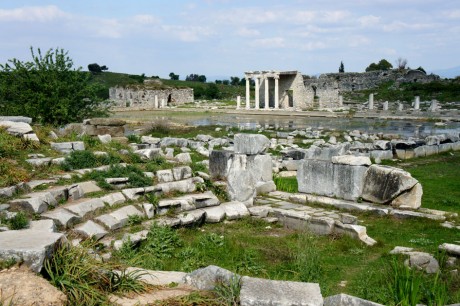 Bouleuterion, built c.175 BCE in the Hellenistic era; in the distance the Roman Ionic Stoa