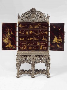 Cabinet on a stand; japanned in gold & silver on a ground painted to imitate tortoiseshell English 1690 – 1700 ©V&A images