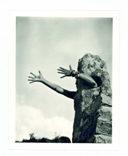 Claude Cahun, Je tends les bras