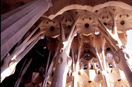 Sagrada Familia Inside the vault, as it was in 2004. Image: Henry Matthews