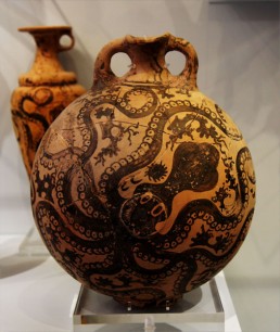 Late Minoan flask in the Marine Style from Palaikastro c.1500 BC