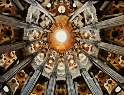 Sagrada Familia, the vault above the sanctuary. Image courtesy CUNY