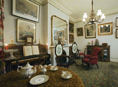 A drawing room in 1870. Photo John Hammond. Courtesy the Geffry Museum