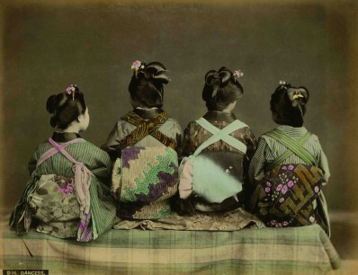 Artist unknown. Four geishas seen from behind, c.1870