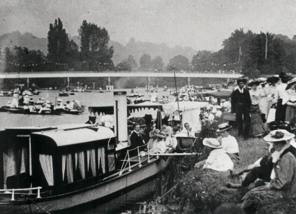 Cookham Regatta, c 1910.  © Stanley Spencer Gallery