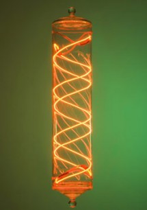 Robin Blackledge, DNA Spiral. An interpretation of DNA as an illuminated barber's pole. Made from neon and scientific glass.(1530x1830mmx2440mm). © Robin Blackledge/Wellcome Images