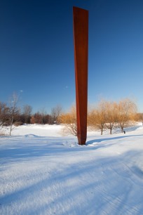 Beverly Pepper. Galileo’s Wedge, 2009. Steel, height 420 ins. Frederik Meijer Gardens & Sculpture Park. Gift of Fred and Lena Meijer. © Beverly Peppe