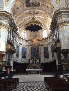 Interior of Duomo di Bergamo. Photo © Stephen Kingsley