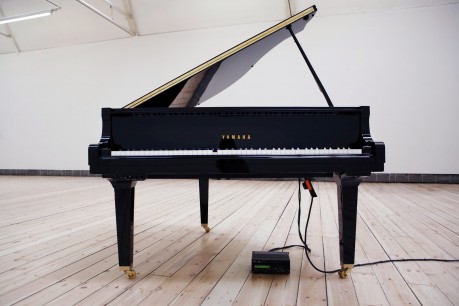 Katie Paterson, Earth–Moon–Earth (Moonlight Sonata Reflected from the Surface of the Moon) (2007)