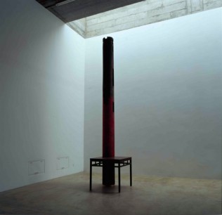 Ai Weiwei, Table and Pillar, 2002.  Wooden pillar and table from the Qing Dynasty (1644–1911), 460x90x90cm  London, Tate. Purchased with funds provided by the Asia Pacific Acquisitions Committee, 2008.  Image courtesy Ai Weiwei  © Ai Weiwei