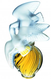 L'Air du Temps bottle by Marc Lalique © Roja Dove and Black Dog Publishing