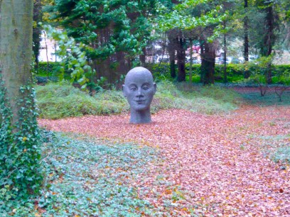  John Davies, Head 1996. Cass Sculpture Foundation