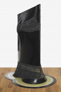 Pino Pascali (1935–68), Torso di negra al bagno (Nascita di Venere) (1964–5), enamel on canvas, wool, inflatable balloons, wood structure & shaped painted base, 188x178.5x118cm. Estimate: £1,100,000–1,500,000; price realized: £1,538,500/$2,523,140