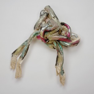 Lynda Benglis, Zita, 1972, glitter, acrylic & gesso on plaster, cotton bunting & aluminum screen, 111.8x38.1x27.9cm. Collection of the Museum of Art, Rhode Island School of Design, Providence, RI. © Lynda Benglis/Licensed by VAGA, New York