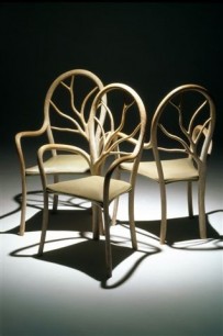 John Makepeace, Sylvan chairs, c.1985. Laminated oak and leather. Private Collection