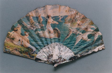 'Sea Breezes’. Ivory and mother of pearl fontange fan. Signed on the obverse, MAURICE LELOIR (1851-1938). French, c.1900. The Fan Museum, HA Collection.