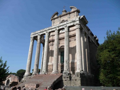 Temple of Antoninus & Faustina, 141AD, Roman Forum. Photo: Alan Butler