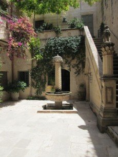 The courtyard, Palazzo Falson