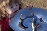 The new drinking fountain finds an admirer. Image courtesy Royal Parks Foundation/Tiffany - Across the Water