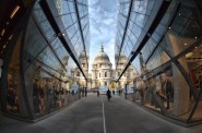 St Paul's Cathedral/Excerpt of Bill Viola, The Messenger