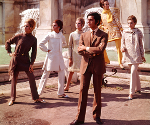 Fashion designer Valentino posing with models. Rome, July 1967. Courtesy of The Art Archive / Mondadori Portfolio / Marisa Rastellini