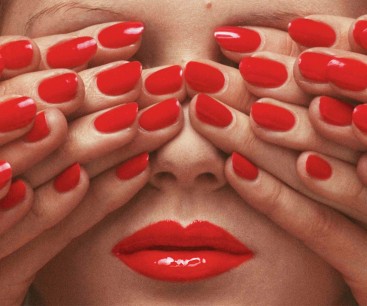 Guy Bourdin, for Vogue Paris, May 1970 ©The Guy Bourdin, Estate 2014/Courtesy A+C